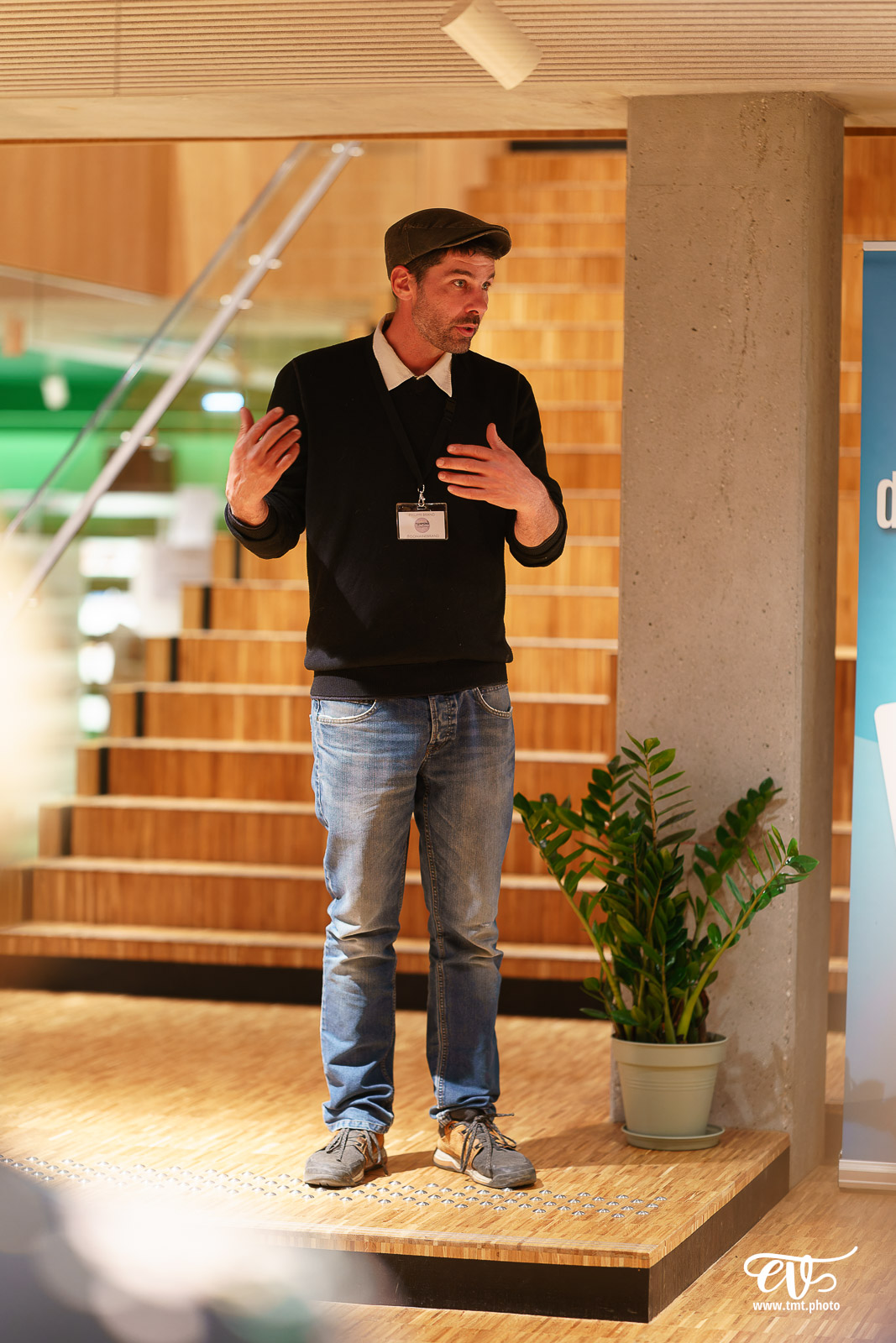 TWAPERO #34 : MEDIATHEQUE FRIDA KAHLO